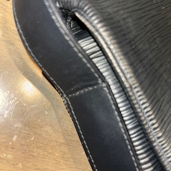 Pre-Owned Authentic Fendi - Picture 13 of 13